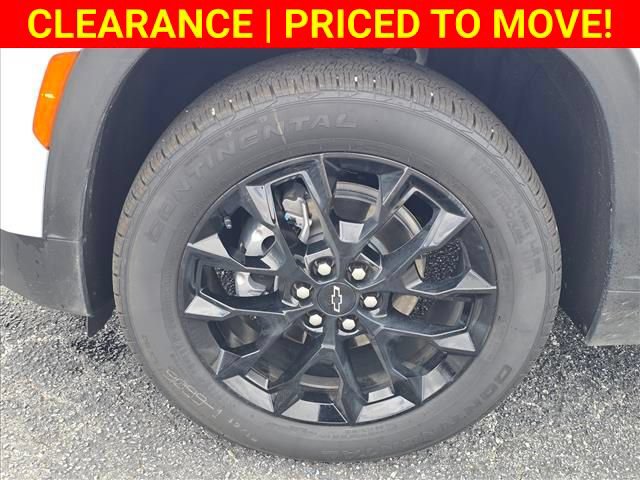 New 2026 Chevrolet Traverse LT w/ Midnight/Sport Edition FWD image 29