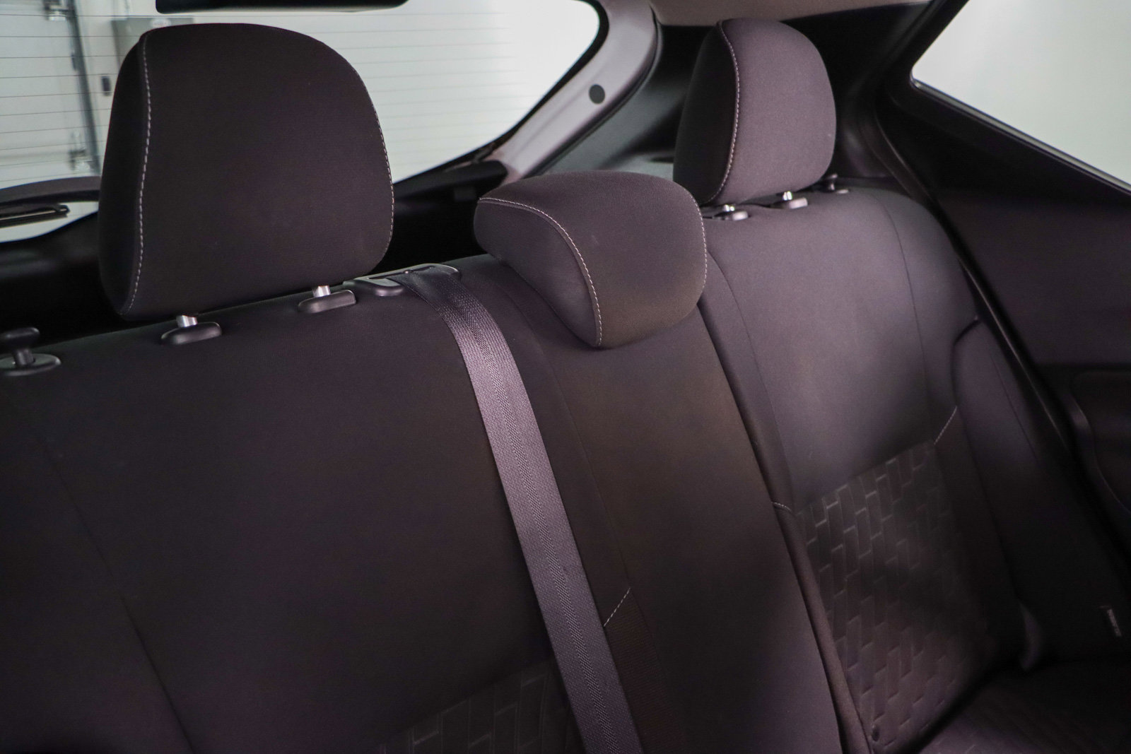 Used 2021 Nissan Kicks SV image 27