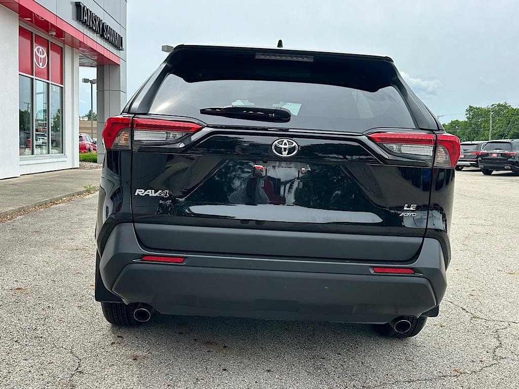Certified 2021 Toyota RAV4 LE w/ Carpet Mat Package (TMS) AWD/4WD image 4