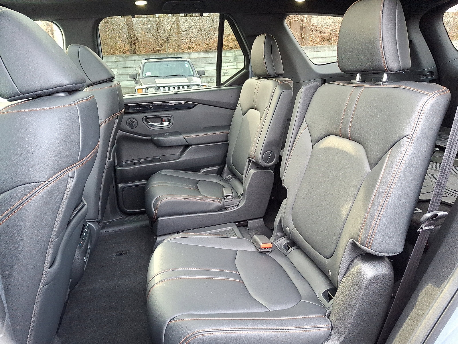 Certified 2025 Honda Pilot TrailSport image 8