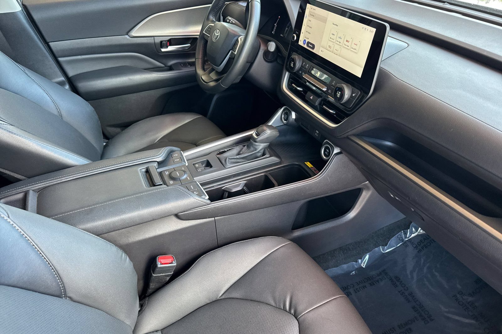 Certified 2025 Toyota Grand Highlander AWD image 21