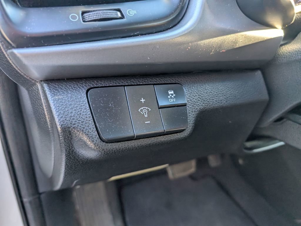 Used 2020 Kia Rio LX image 16