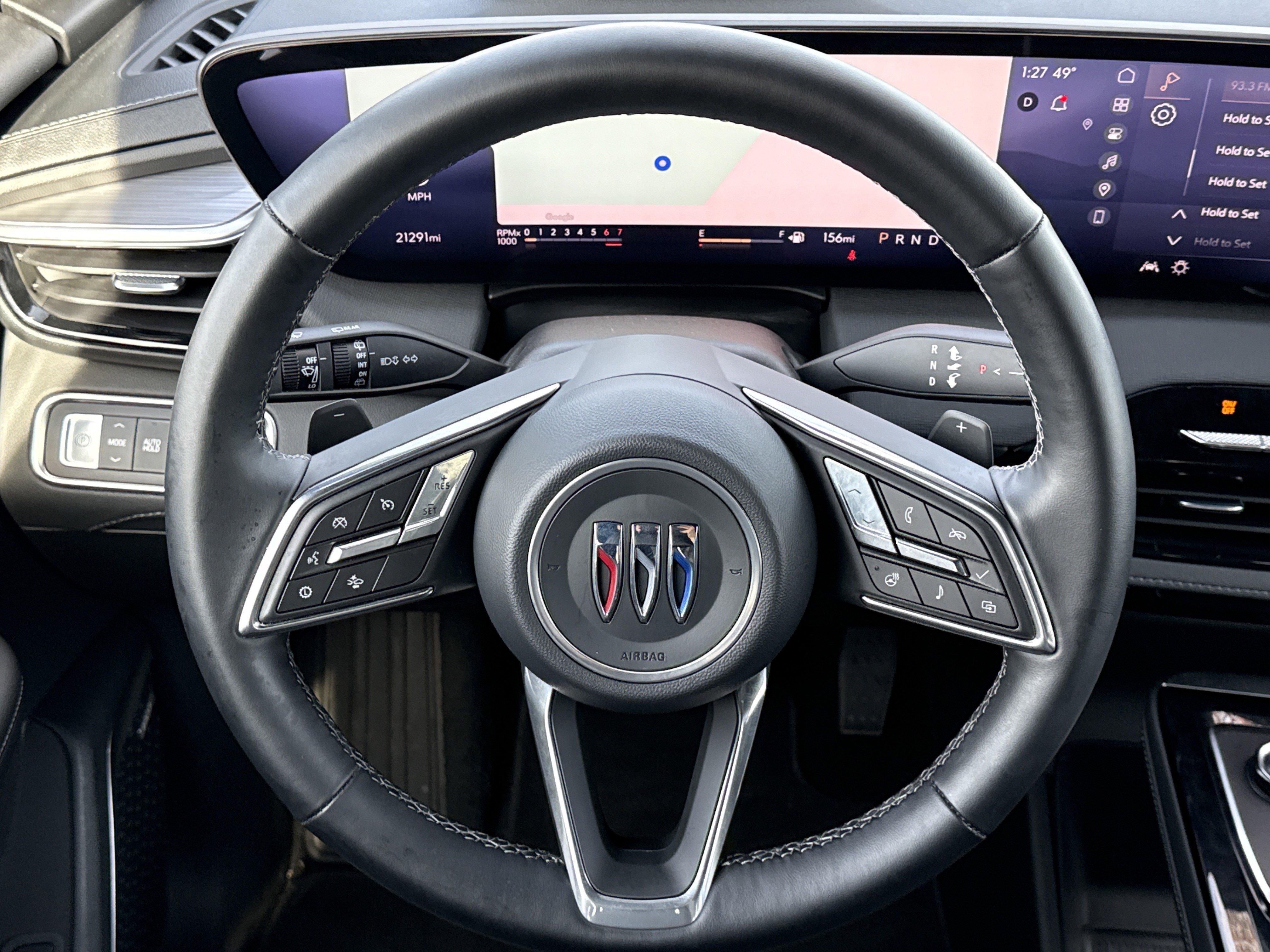 Certified 2025 Buick Enclave Preferred image 18