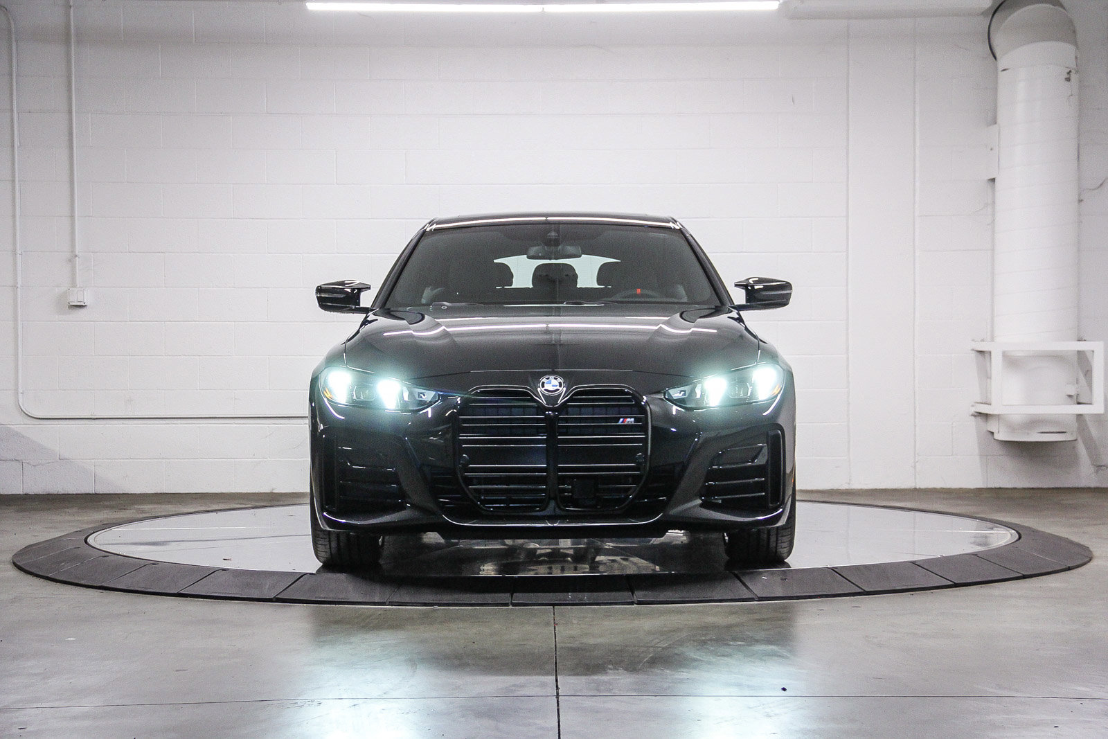 New 2026 BMW M440i w/ Premium Package image 2