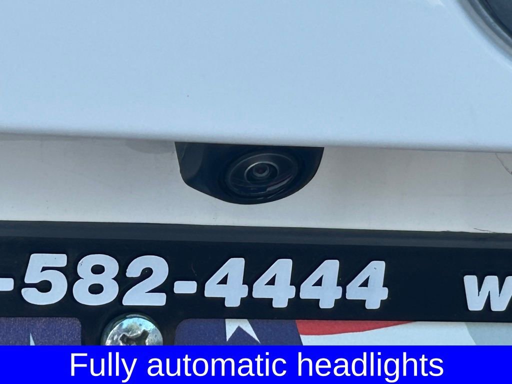 Used 2025 Toyota RAV4 XLE image 20