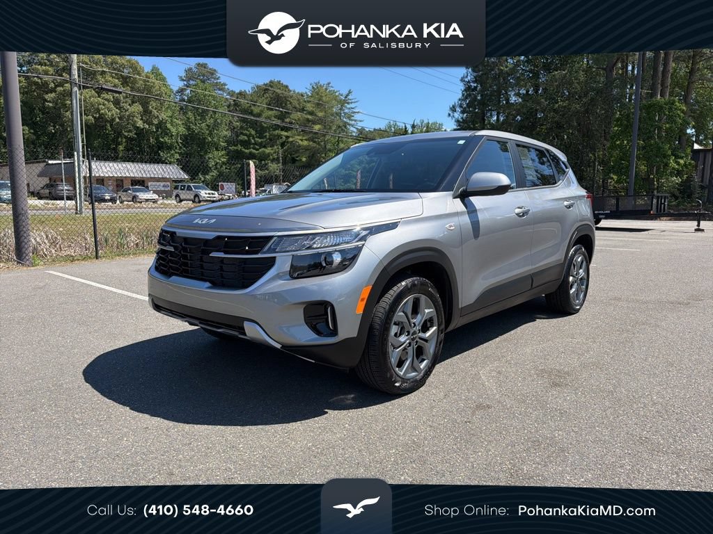 Certified 2025 Kia Seltos LX AWD/4WD image 1