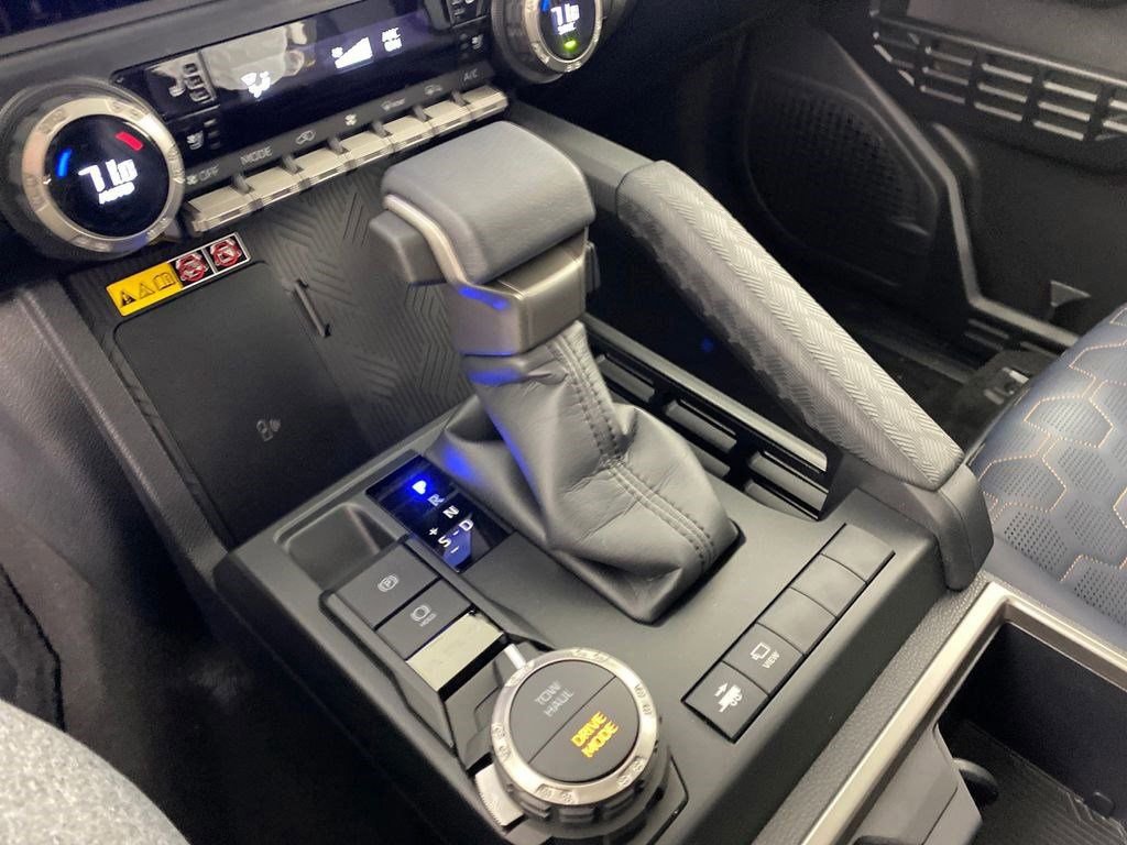 New 2026 Toyota 4Runner Platinum image 28