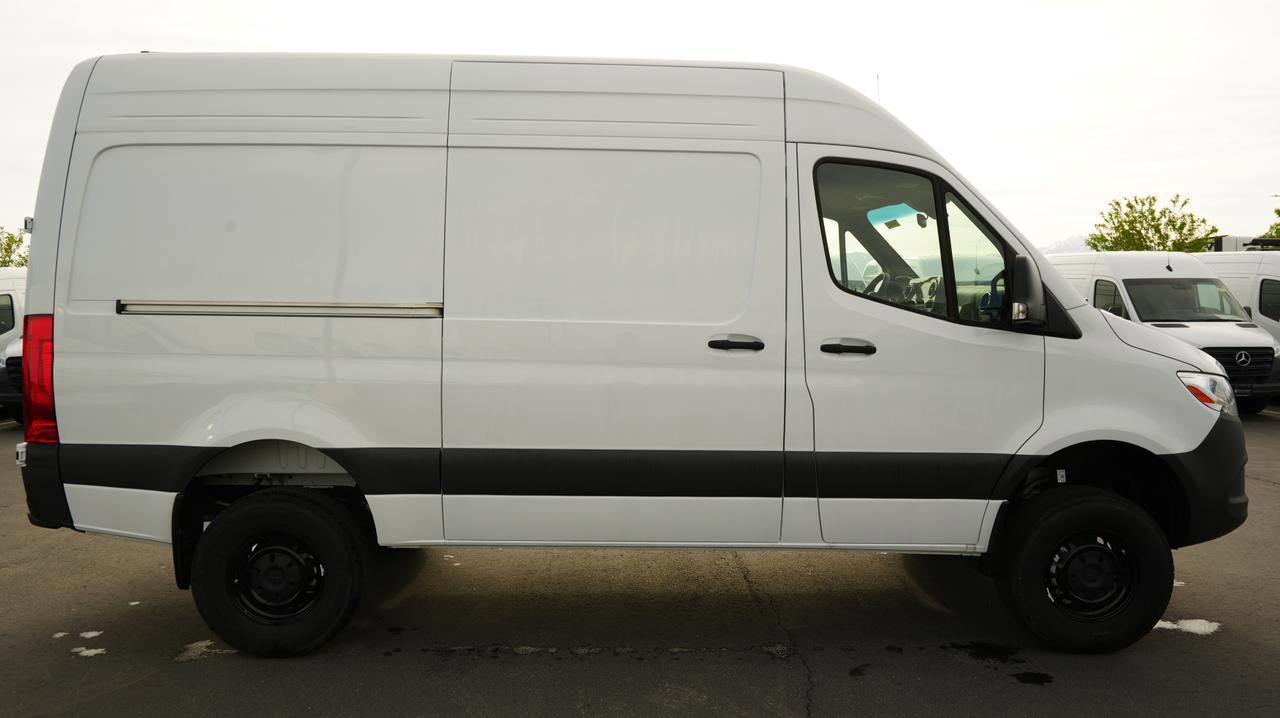 New 2025 Mercedes-Benz Sprinter 2500 image 5