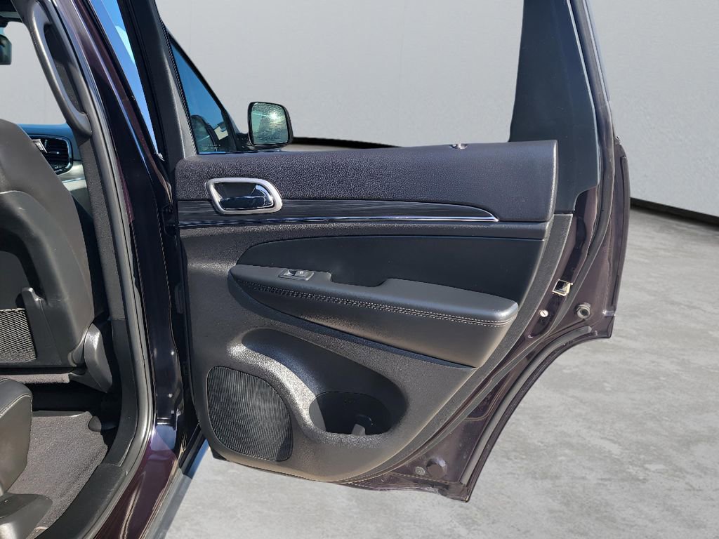 Used 2019 Jeep Grand Cherokee Limited w/ Luxury Group II image 29