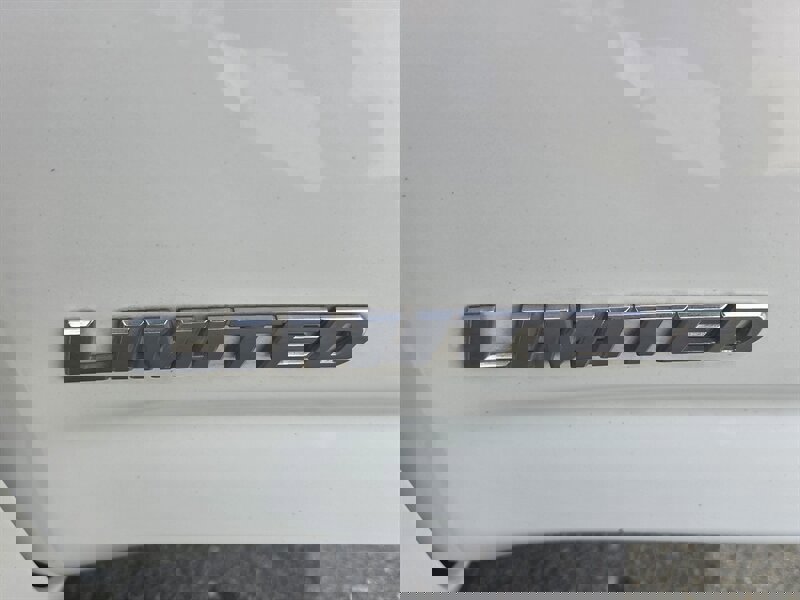 Used 2006 Toyota RAV4 Limited image 18