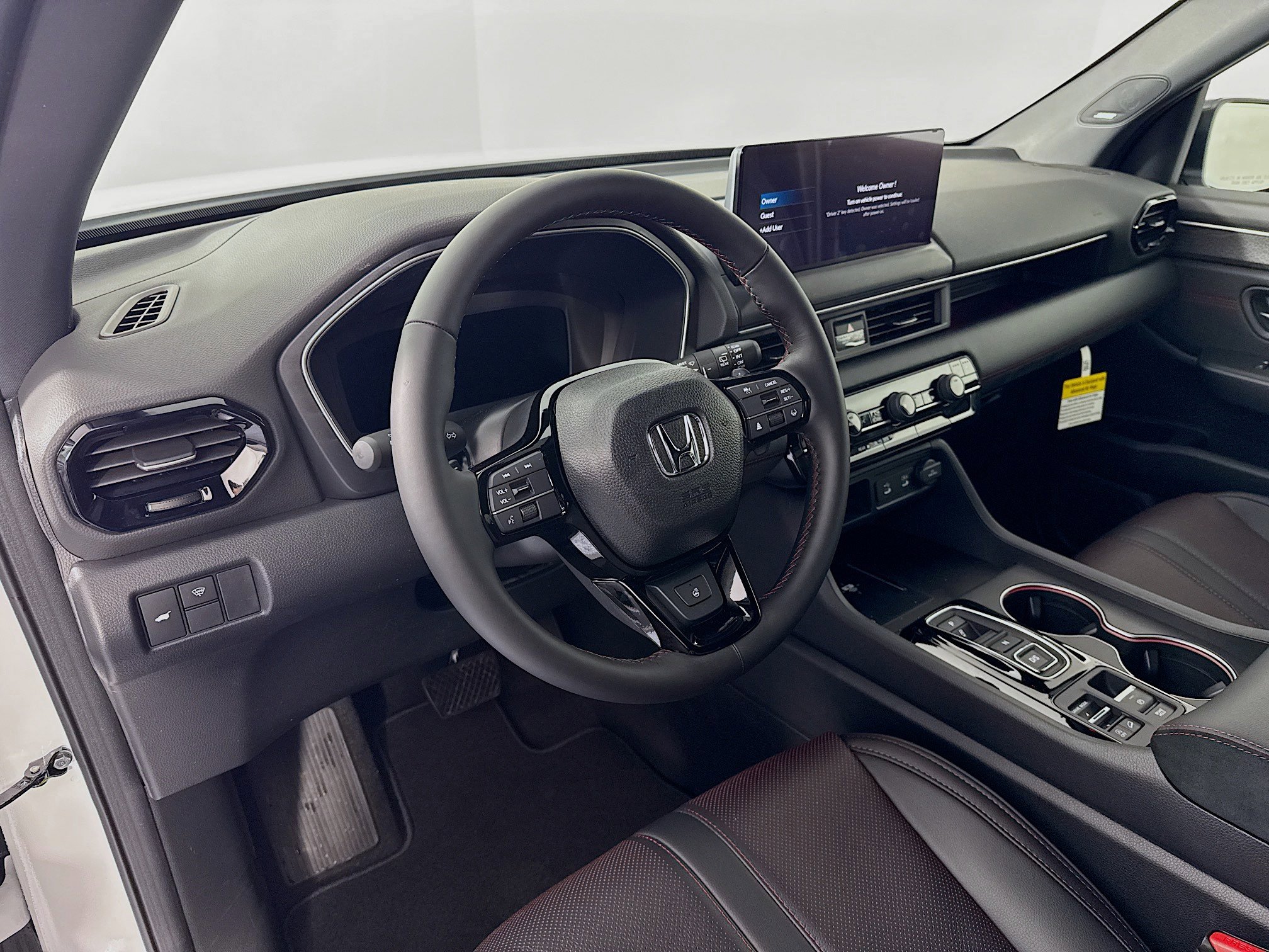 New 2026 Honda Pilot Black Edition image 9