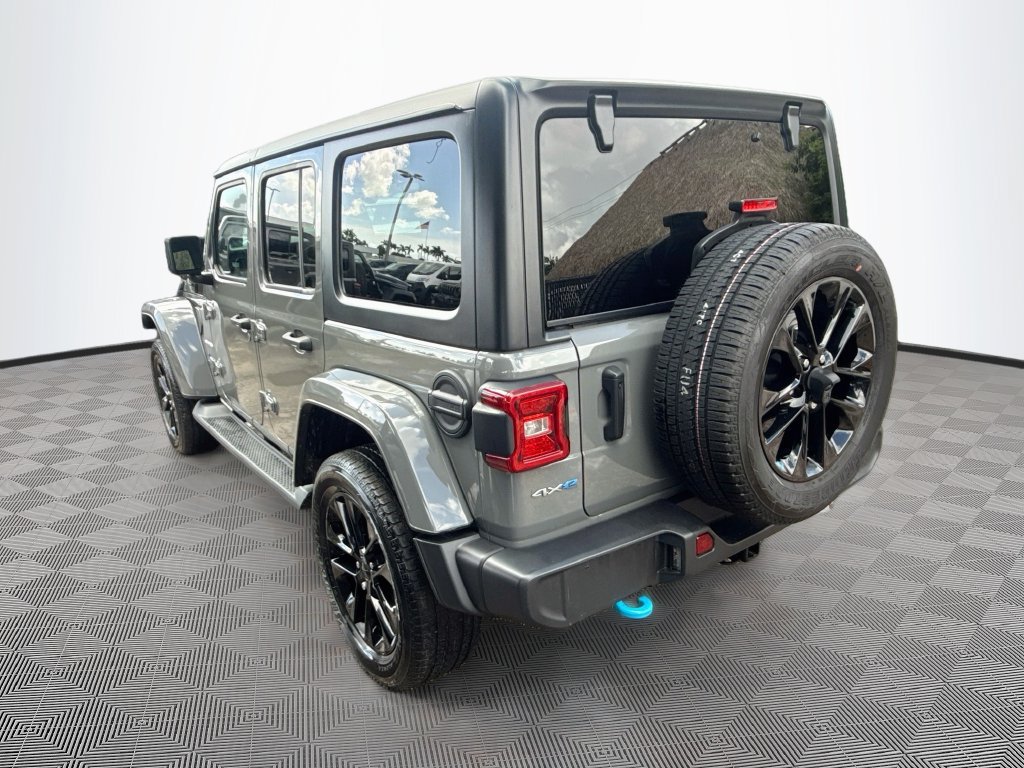 Certified 2023 Jeep Wrangler Unlimited Sahara w/ Cold Weather Group AWD/4WD image 8