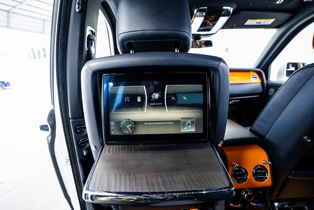 Used 2021 Rolls-Royce Cullinan image 56