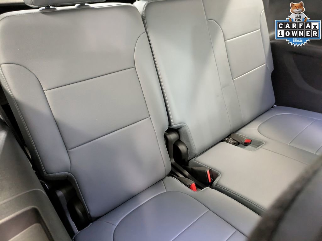 Used 2021 Chevrolet Traverse Premier w/ LPO, Floor Liner Package AWD/4WD image 27