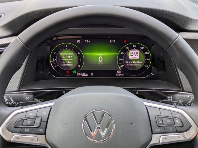 Certified 2025 Volkswagen Atlas Peak Edition SE image 30