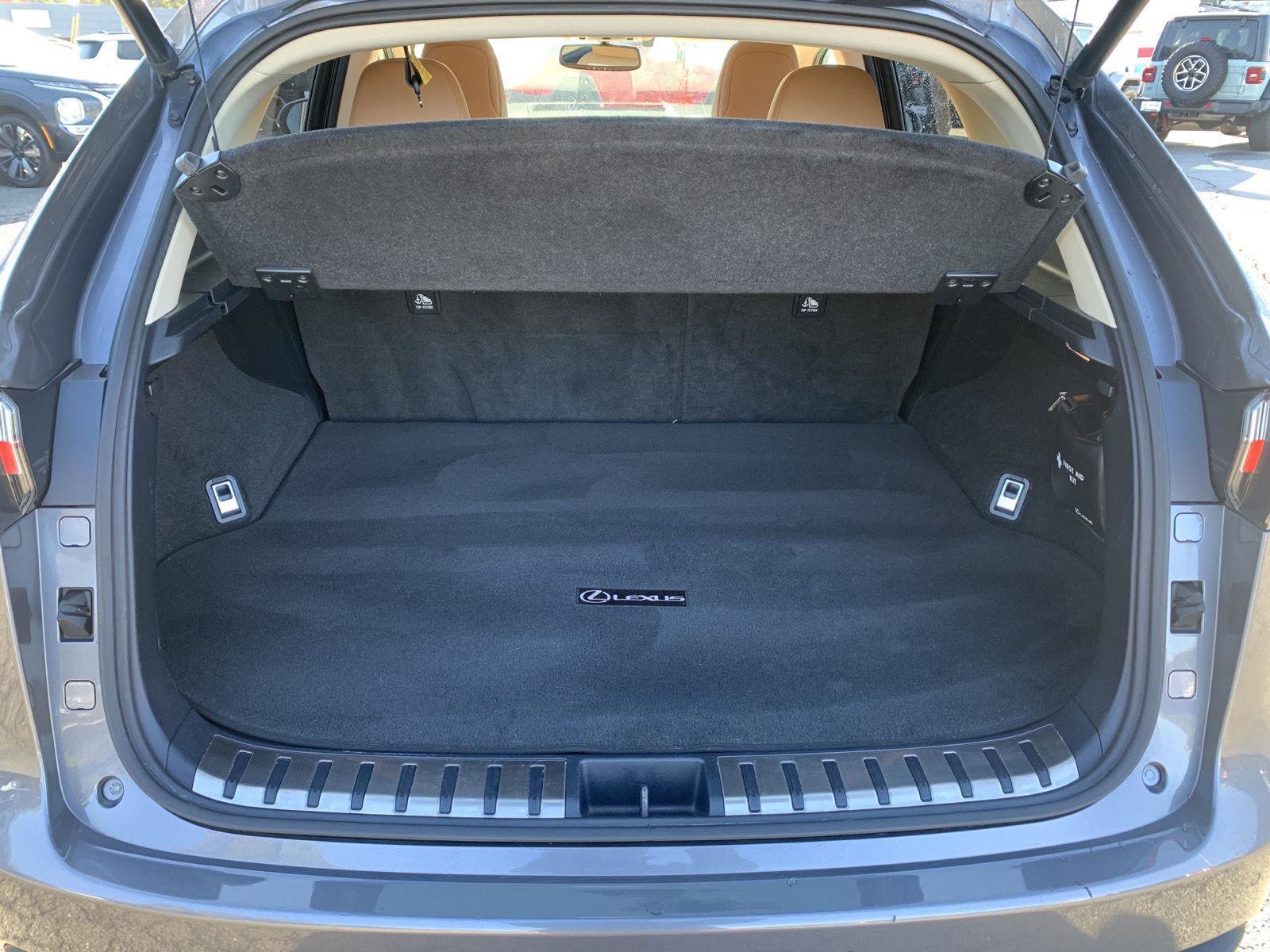 Used 2016 Lexus NX 300h AWD image 44