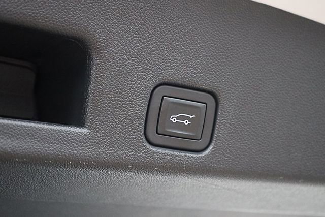 Used 2024 Chevrolet Traverse LT w/ Enhanced Driving Package image 34