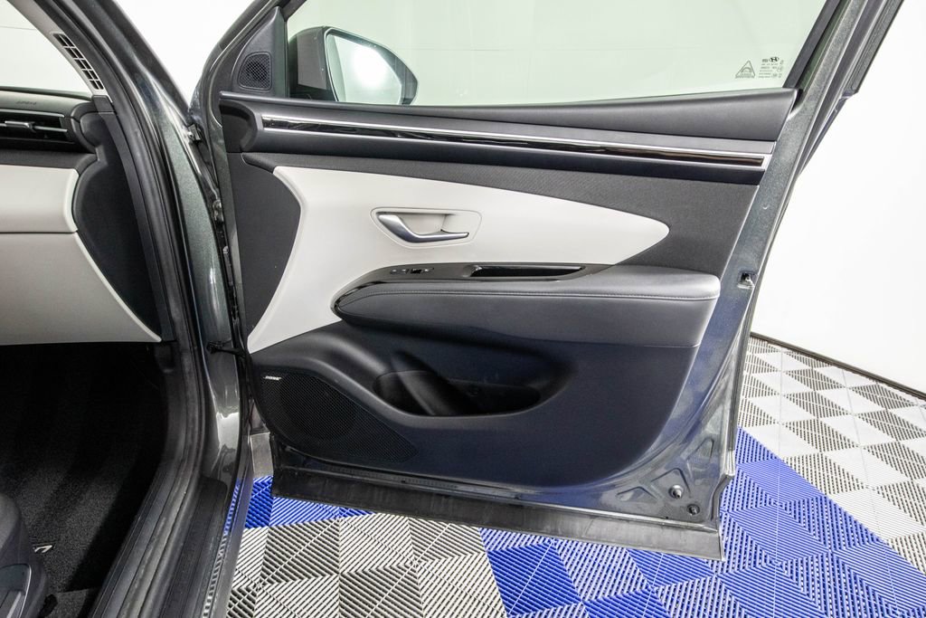 Used 2022 Hyundai Tucson Limited image 15