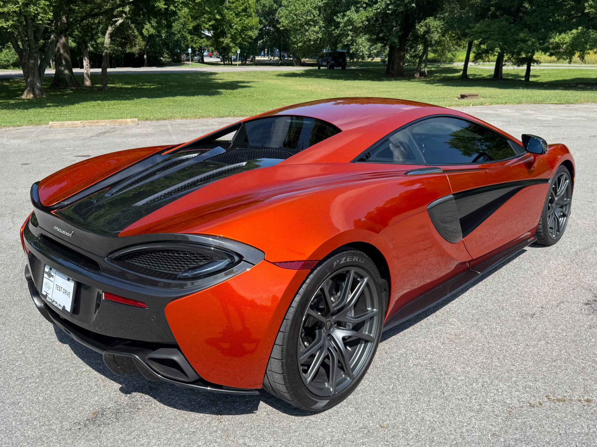 Used 2017 McLaren 570S Coupe image 16