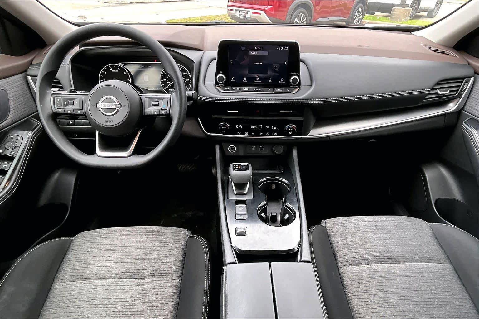 Certified 2023 Nissan Rogue SV FWD image 15