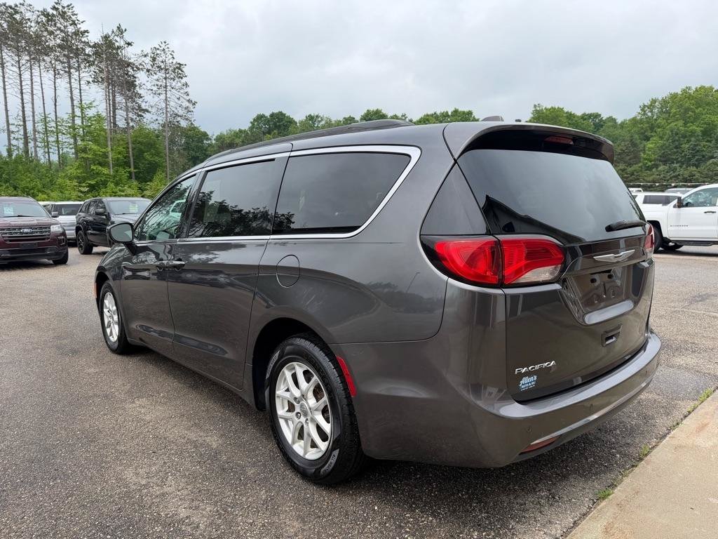 Used 2017 Chrysler Pacifica Touring Plus FWD image 23