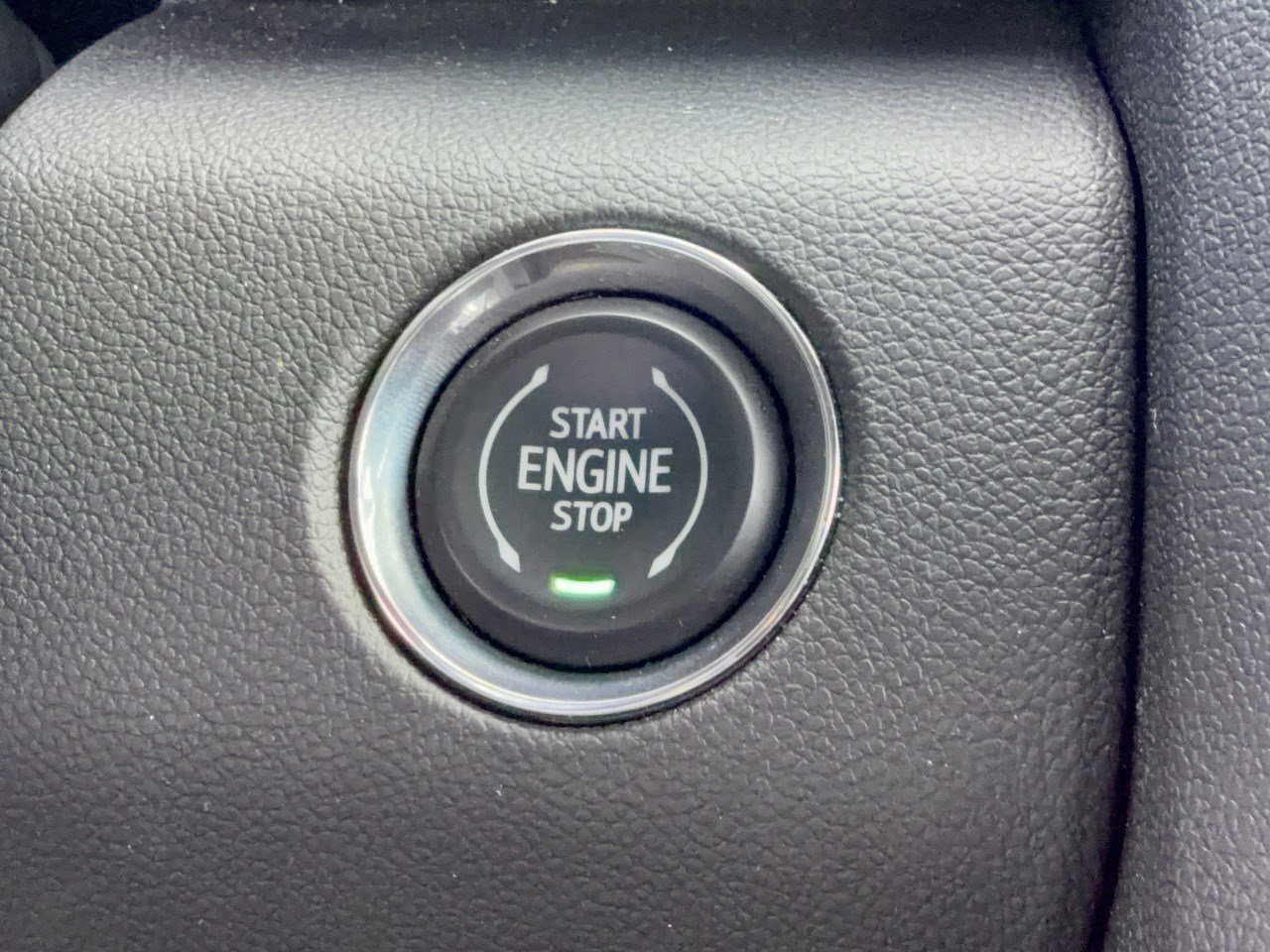 Certified 2026 GMC Acadia Elevation w/ Elevation Premium Package FWD image 20