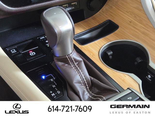 Used 2020 Lexus RX 350L Premium w/ Premium Package AWD/4WD image 26