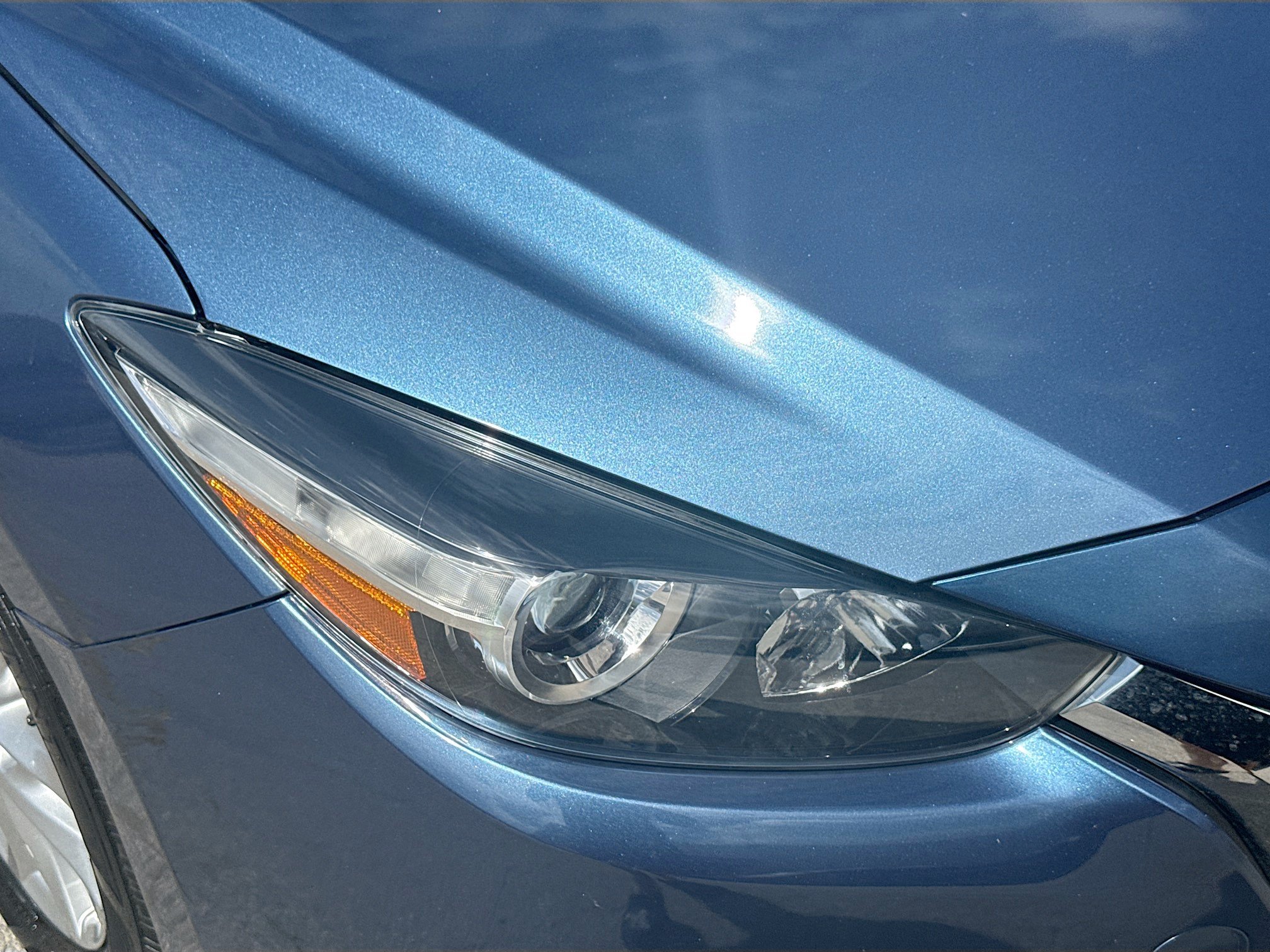 Used 2018 MAZDA MAZDA3 Sport FWD image 30