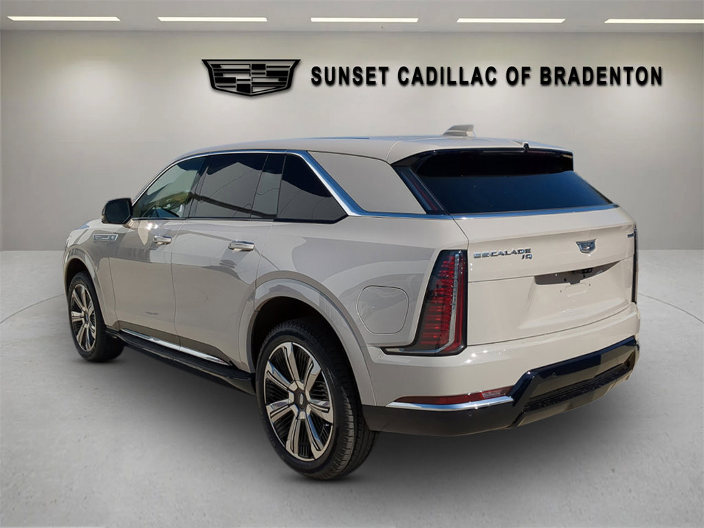 New 2026 Cadillac Escalade IQ Luxury 2 image 6