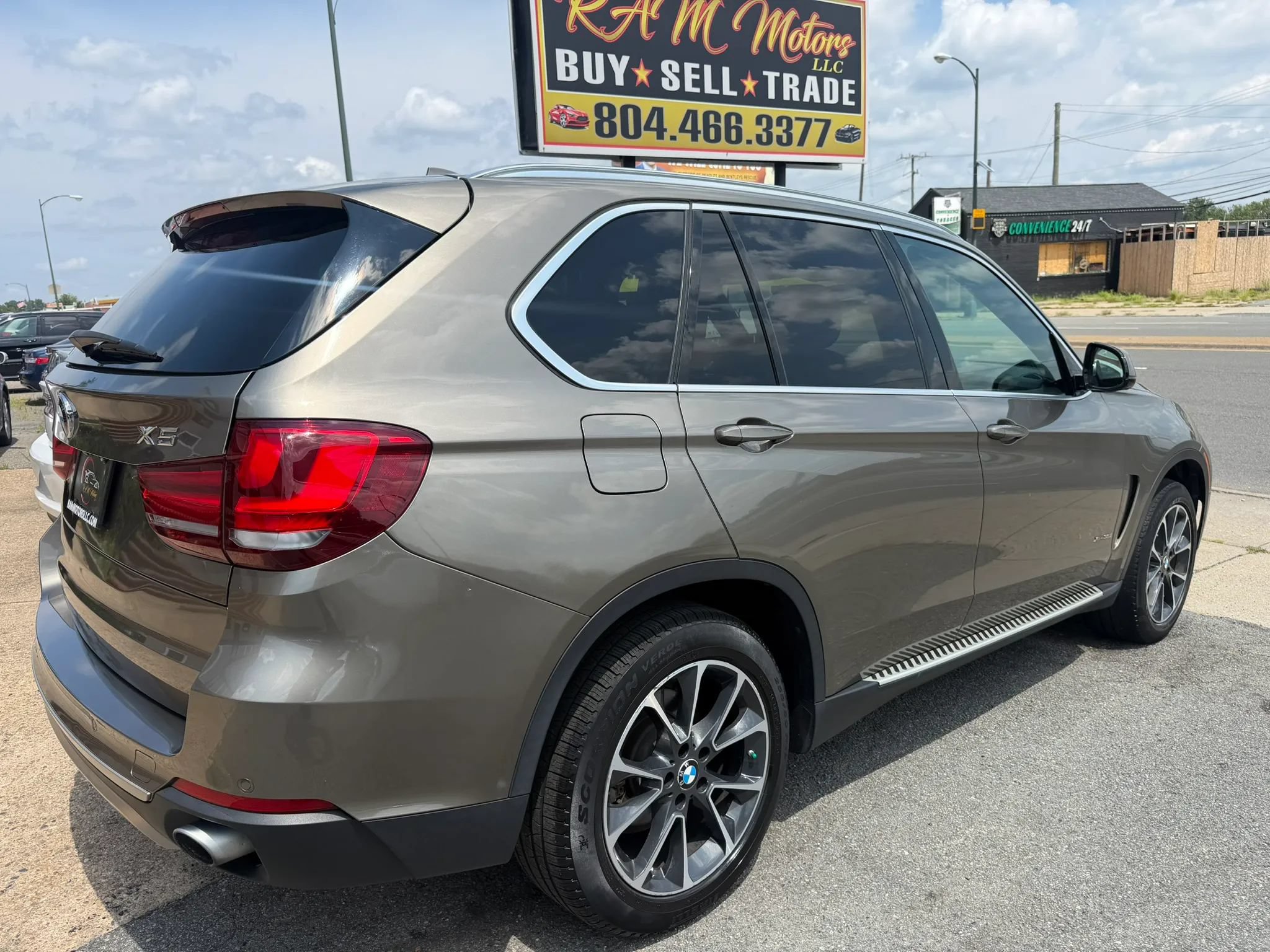 Used 2017 BMW X5 xDrive35i AWD/4WD image 3