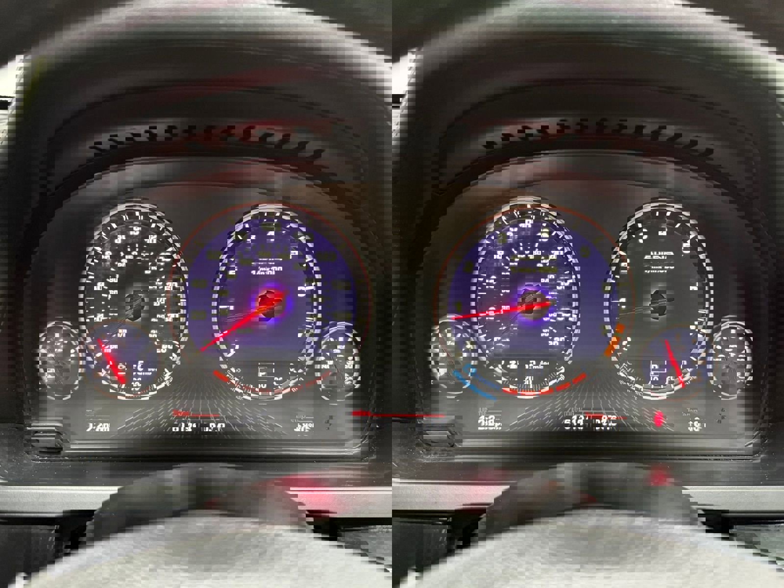 Used 2013 BMW 750Li LWB image 24