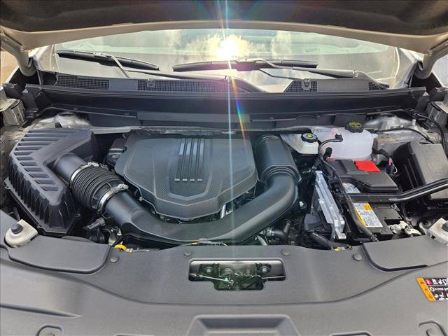 New 2026 Chevrolet Traverse Z71 w/ Enhanced Driving Package AWD/4WD image 17