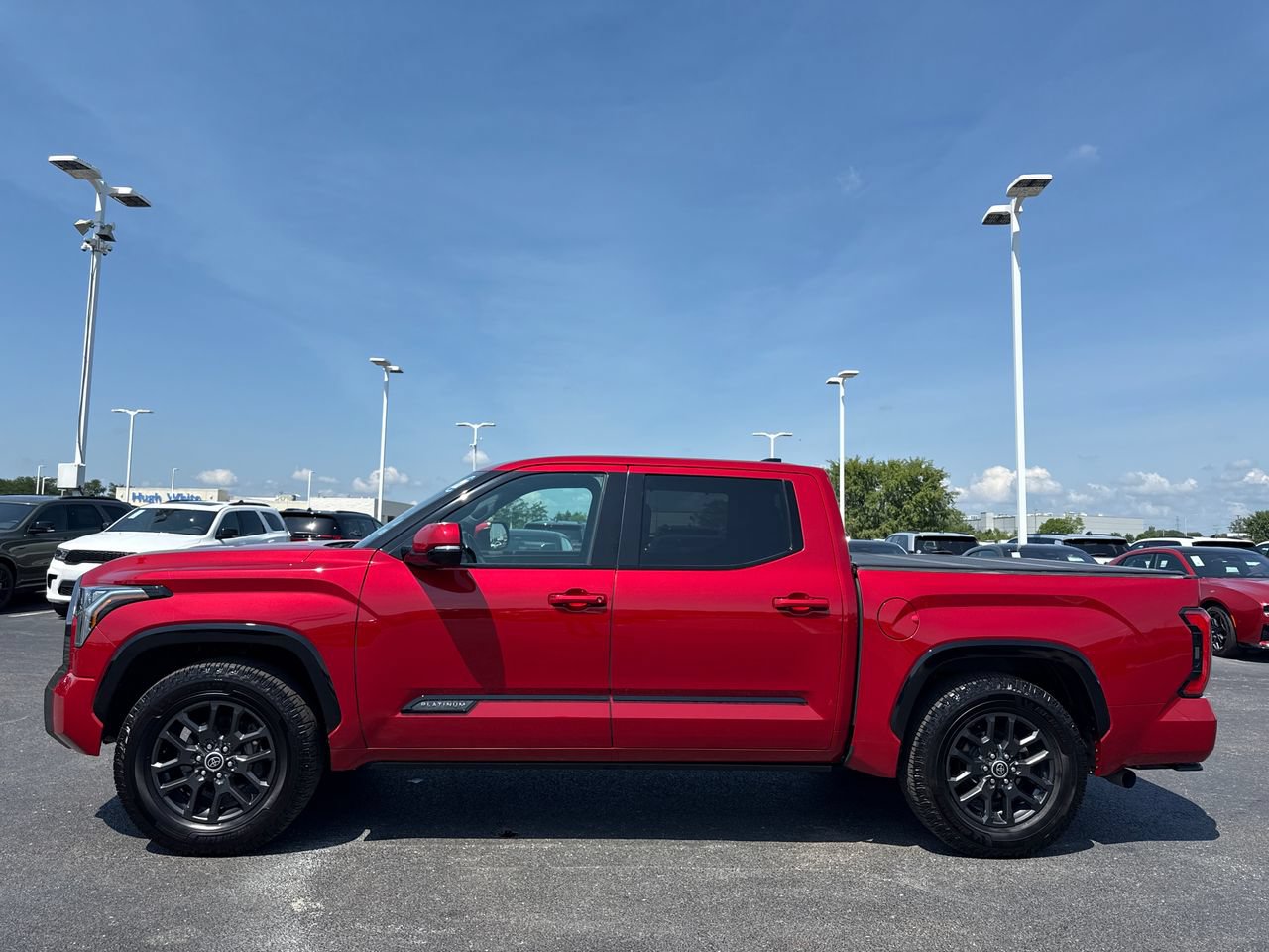 Used 2022 Toyota Tundra Platinum w/ Advanced Package AWD/4WD image 6