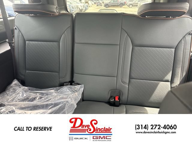 New 2026 GMC Yukon XL AT4 AWD/4WD image 24