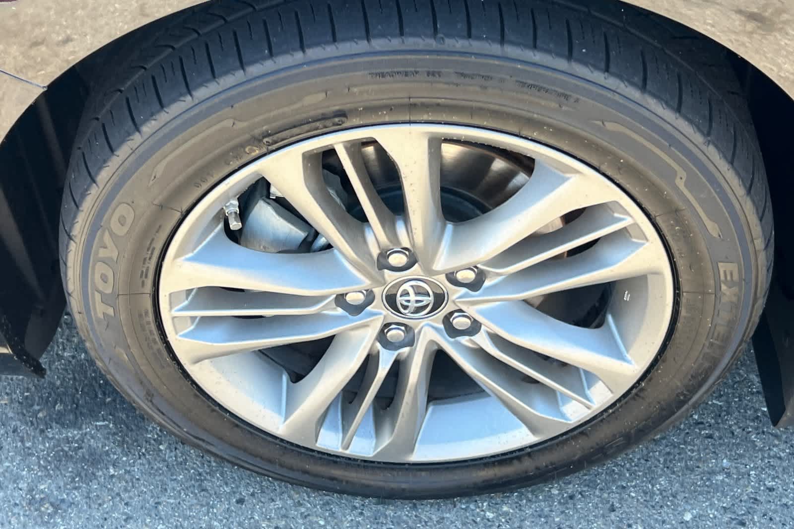 Used 2016 Toyota Camry SE FWD image 10