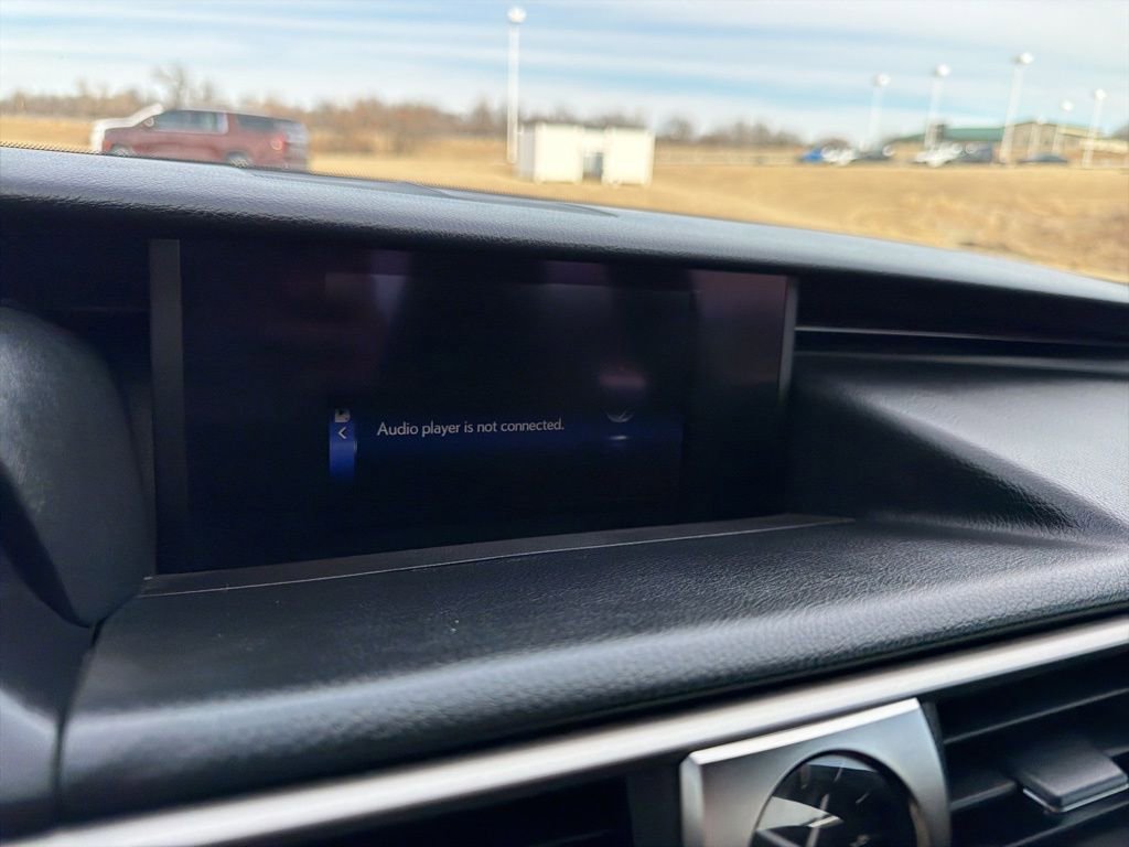 Used 2019 Lexus IS 300 F Sport image 25