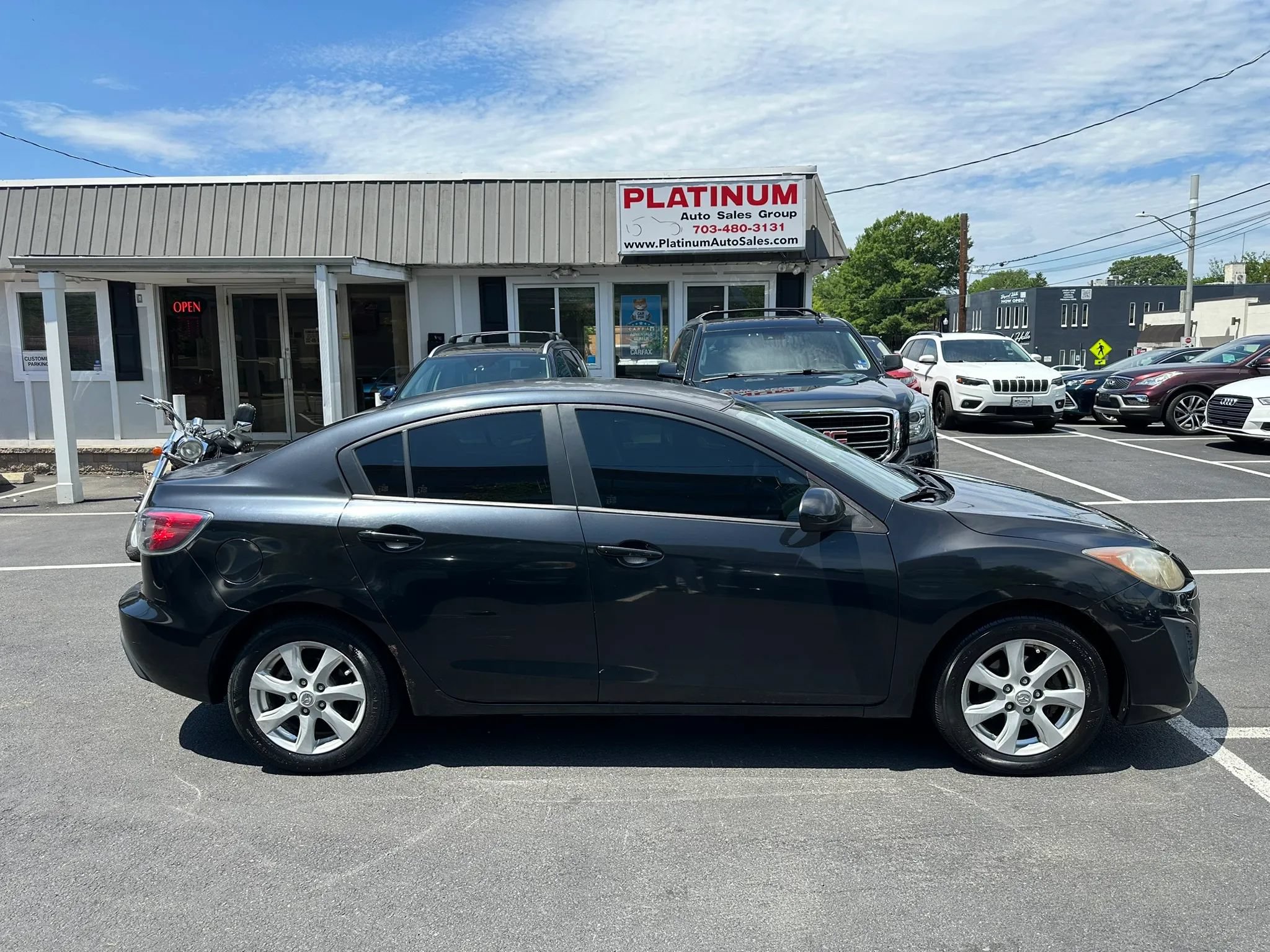 Used 2011 MAZDA MAZDA3 i Touring FWD image 5
