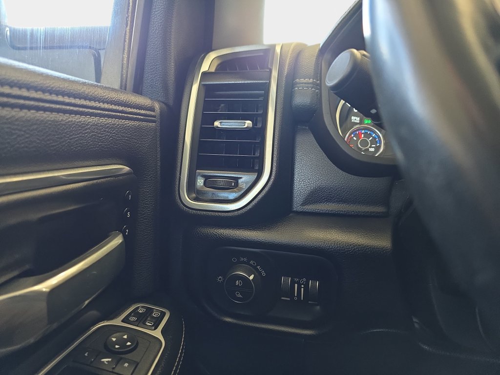 Used 2023 RAM 3500 Laramie AWD/4WD image 27