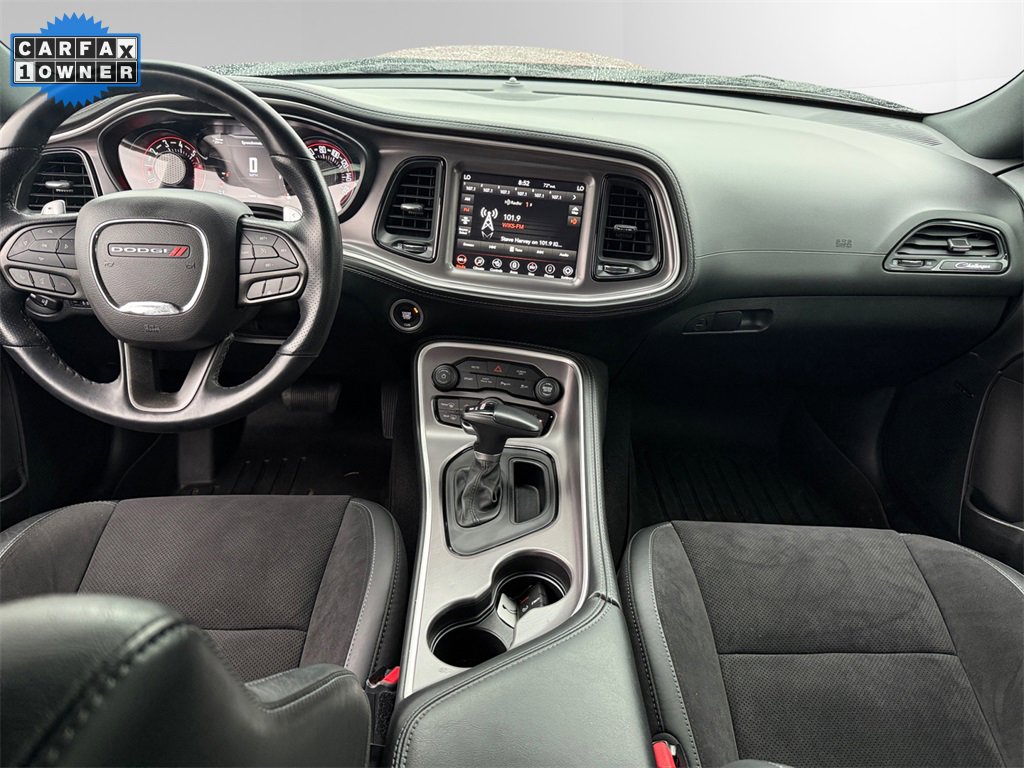 Used 2022 Dodge Challenger R/T w/ Plus Package image 11