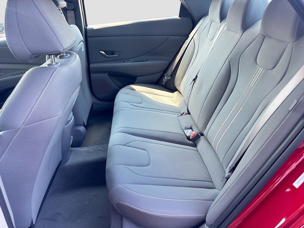 New 2025 Hyundai Elantra Sport image 22