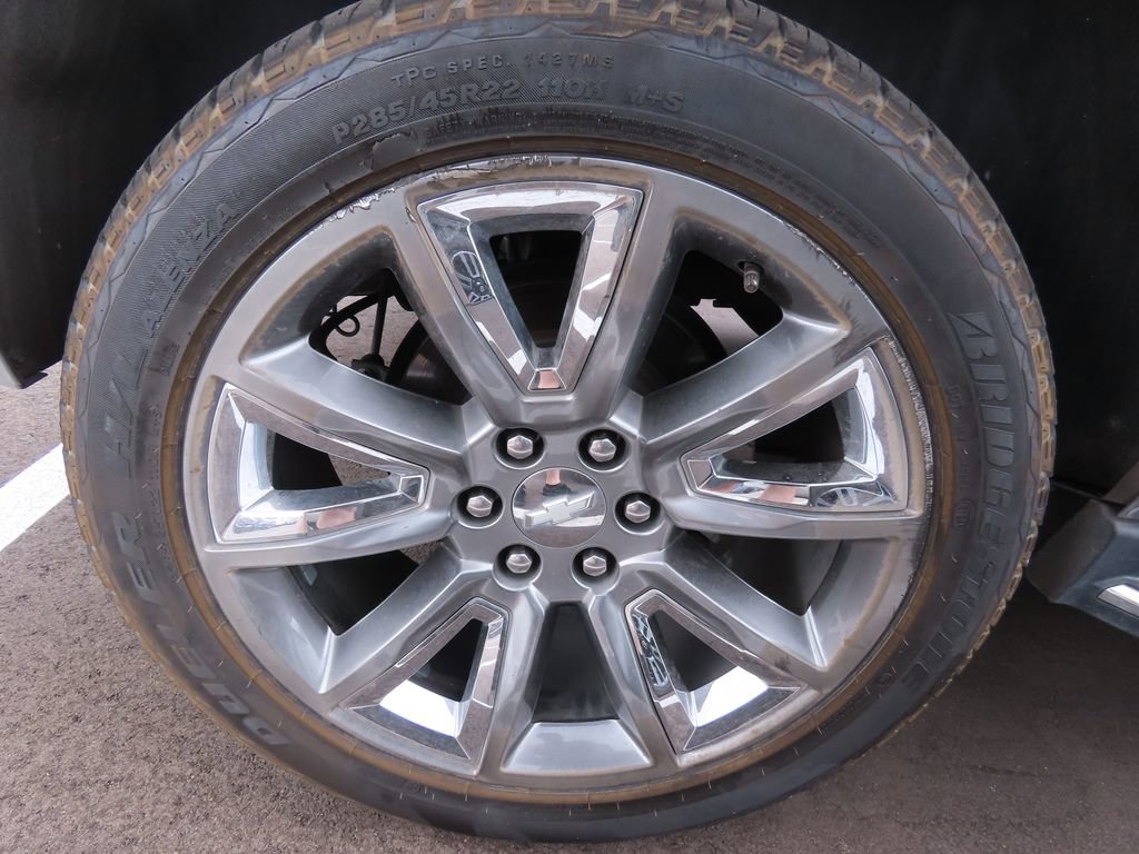 Used 2017 Chevrolet Tahoe Premier AWD/4WD image 17