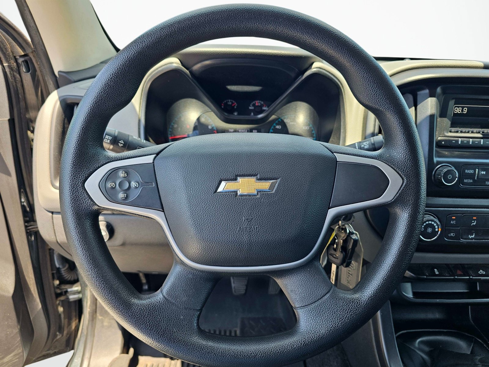Used 2015 Chevrolet Colorado W/T w/ WT Convenience Package RWD image 18