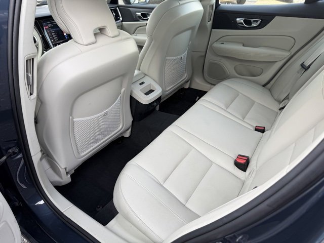 Used 2020 Volvo S60 T6 Momentum w/ Protection Package image 15