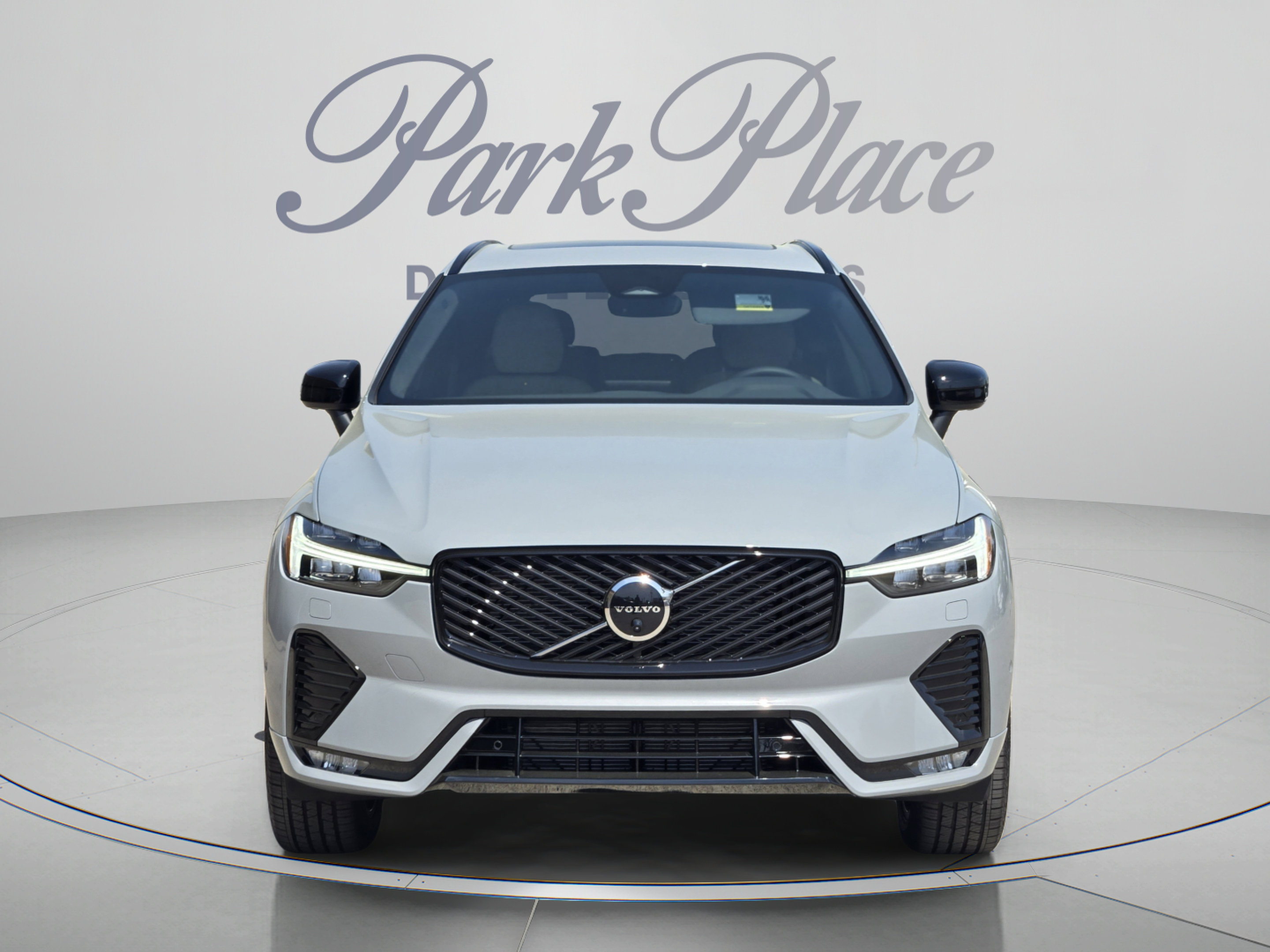 Used 2026 Volvo XC60 B5 Plus w/ Protection Package Premier AWD/4WD image 9