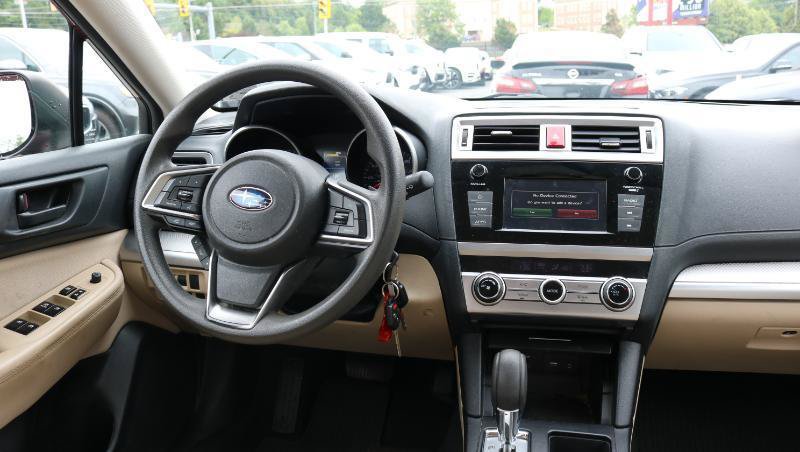 Used 2018 Subaru Outback 2.5i AWD/4WD image 16