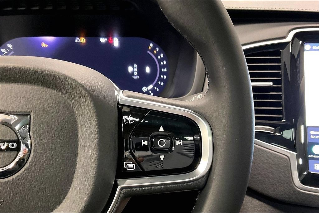 Certified 2024 Volvo XC90 B6 Ultimate w/ Protection Package Premier AWD/4WD image 13