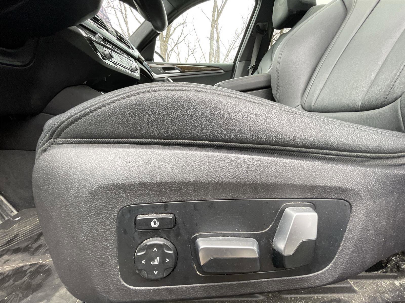 Used 2019 BMW X3 xDrive30i w/ Convenience Package image 13