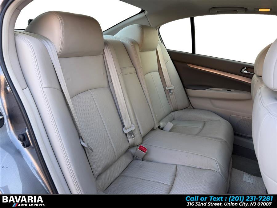 Used 2013 INFINITI G37 x Sedan w/ Premium Pkg image 18