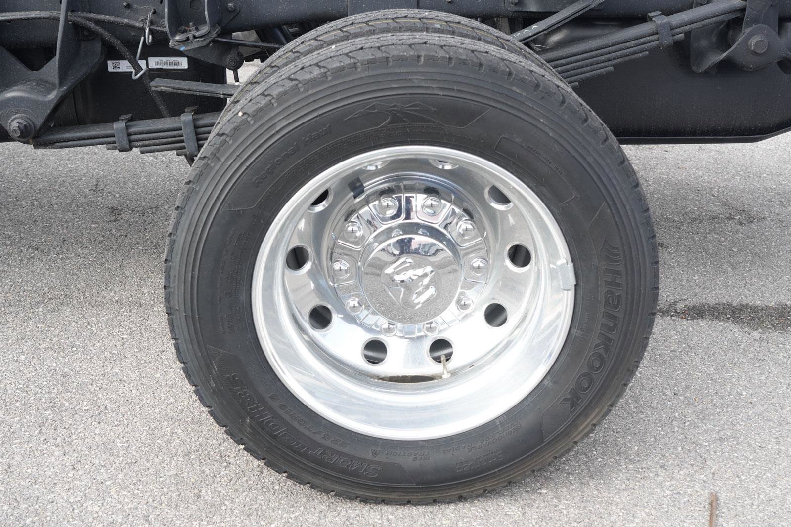 New 2026 RAM 5500 Tradesman w/ Chrome Appearance Group image 10