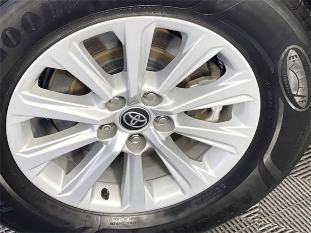 Used 2024 Toyota Grand Highlander XLE image 29